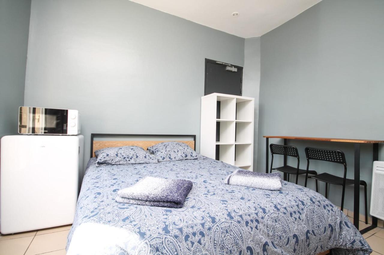 08 - Chambre Proche Paris Et Transports Avec Tv Wifi Saint-Denis  Ngoại thất bức ảnh