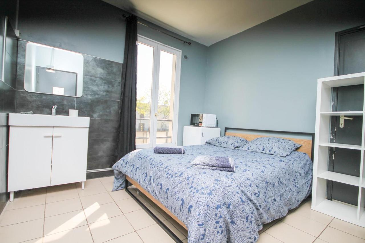 08 - Chambre Proche Paris Et Transports Avec Tv Wifi Saint-Denis  Ngoại thất bức ảnh